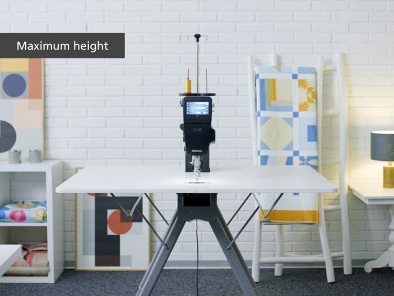 Adjustable Foldable Table for Q16 Q20