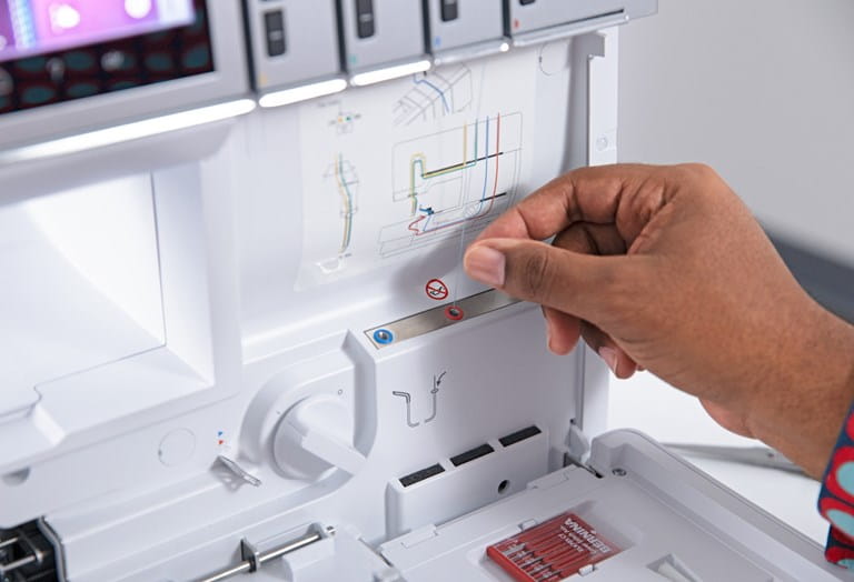 BERNINA L 860