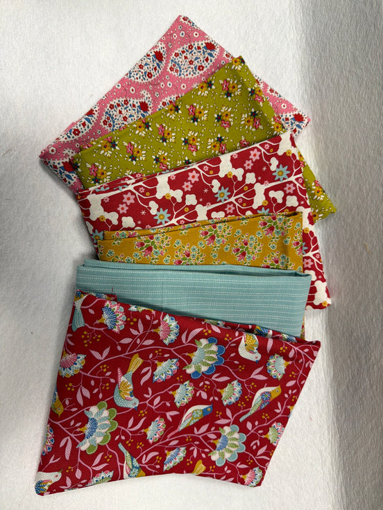 Tilda Mix - Bright Bird Precut Fat Quarters