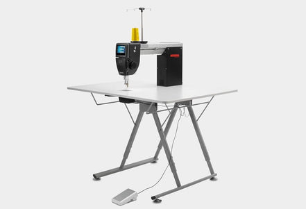 Q16 with Adjustable Foldable Table