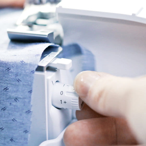 BERNINA L 890 QE