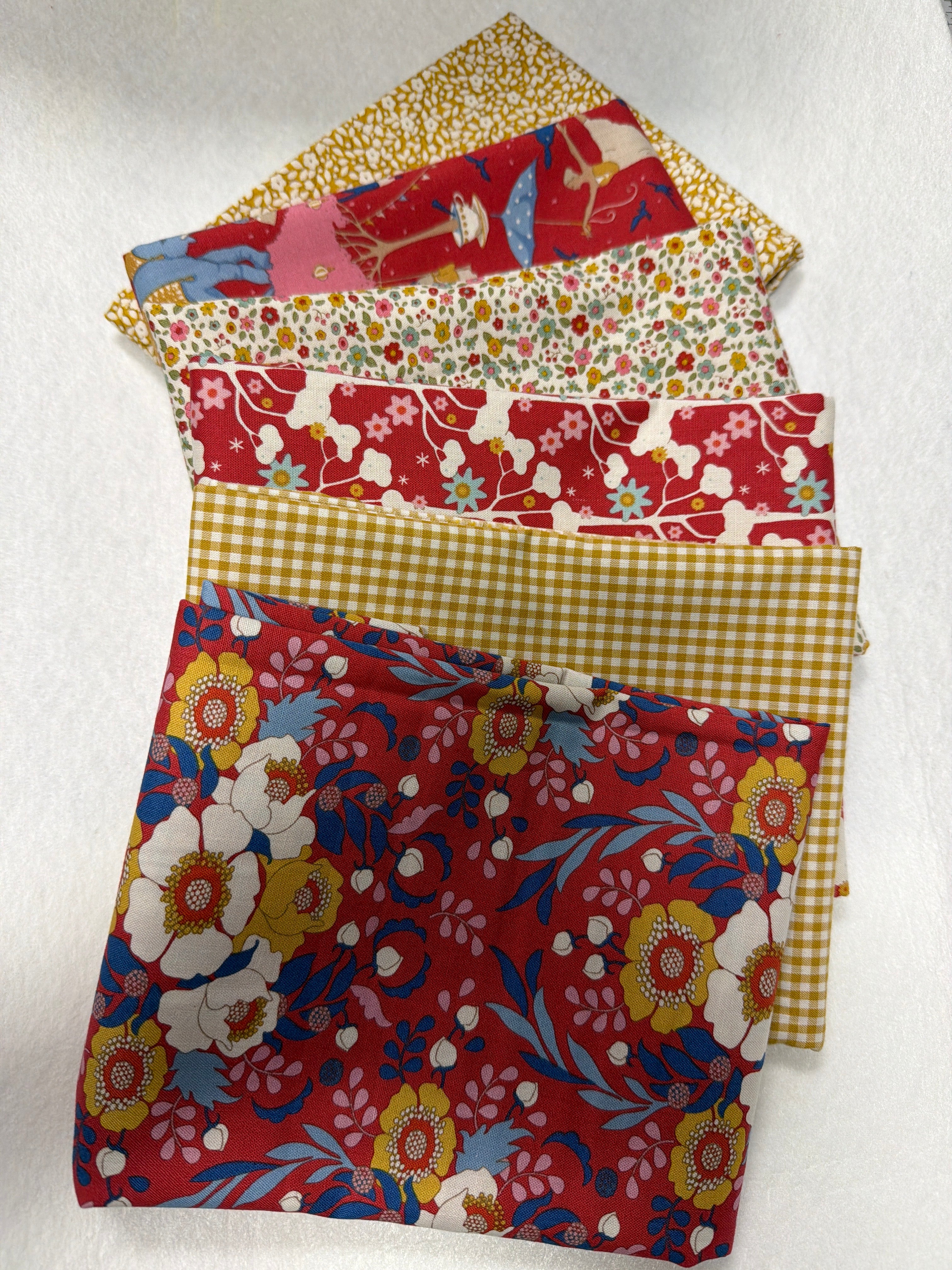 Tilda Mix - Jubilee/Memories #1 Precut Fat Quarters