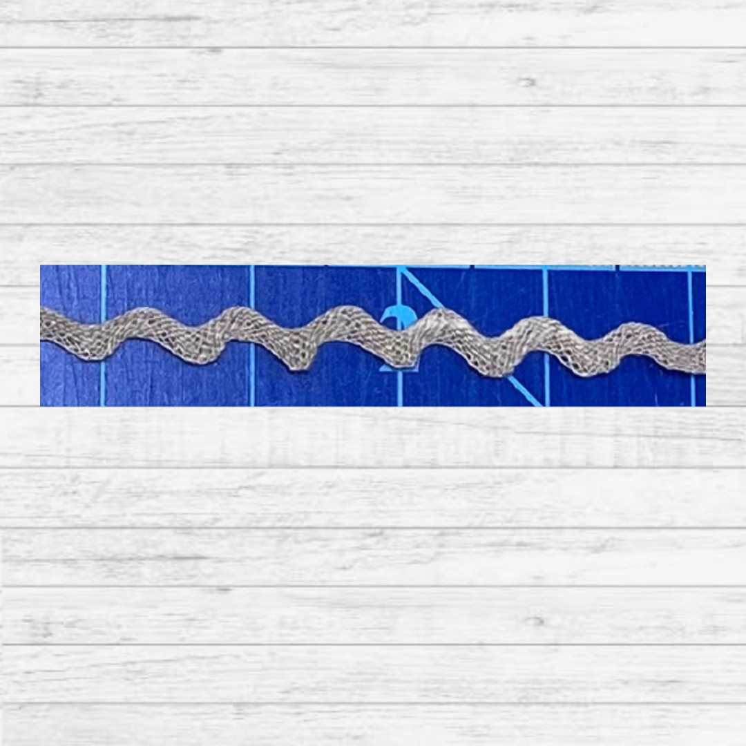 La Stephanoise RibbonsSerpentine Linen Ric Rac 10mm