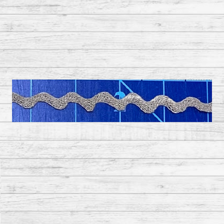 La Stephanoise RibbonsSerpentine Linen Ric Rac 10mm