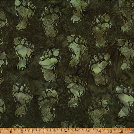 Big Foot Footprint Hoffman Bali Batiks Olive