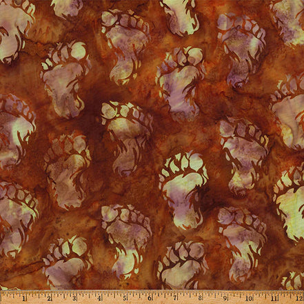 Big Foot Footprint Hoffman Bali Batiks Pecan