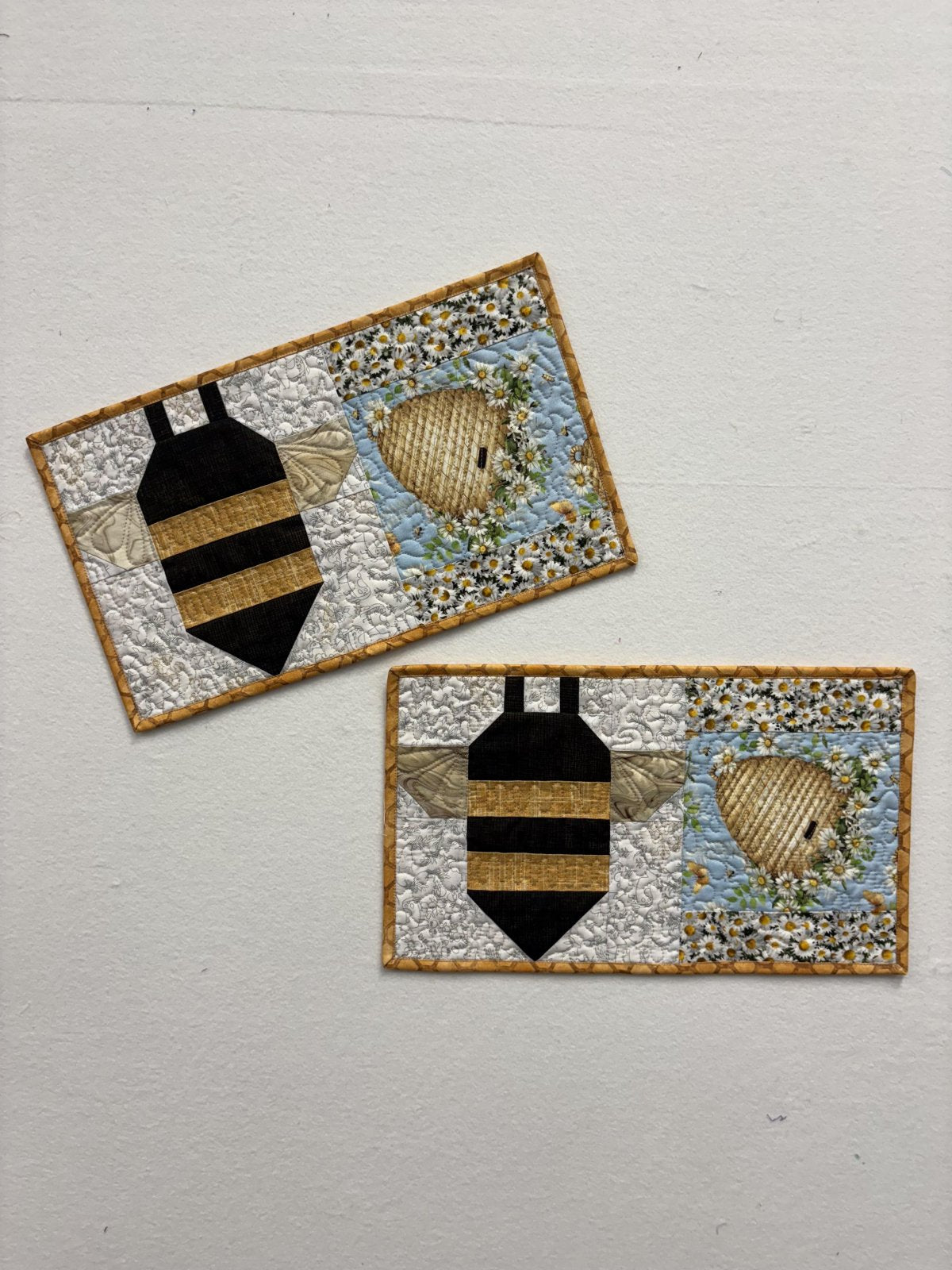 Buzzy Bee Snack Mat Take and Make Kit