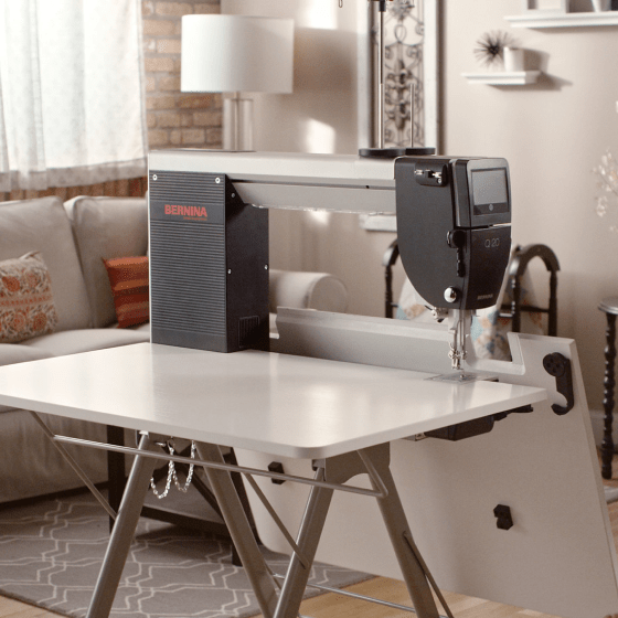 Adjustable Foldable Table for Q16 Q20