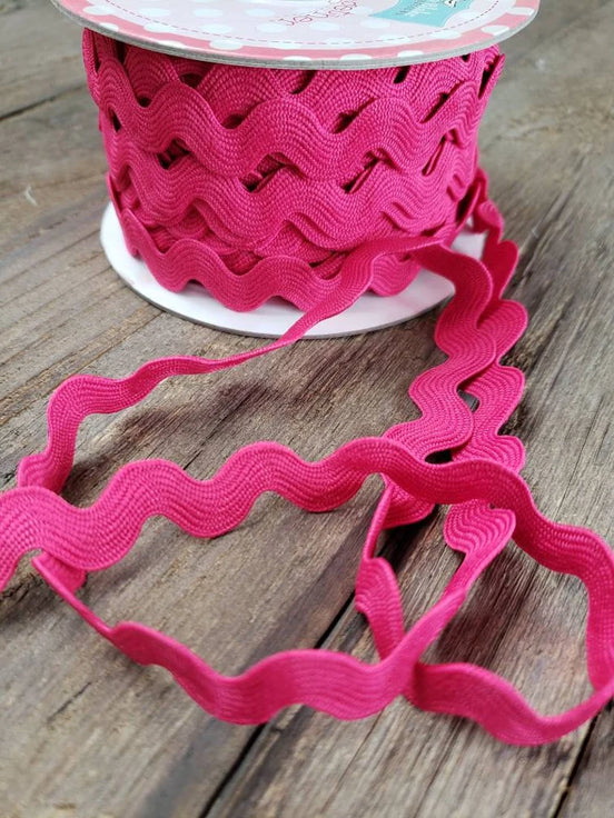 Ric Rac Hot Pink 1/2" 100% Cotton