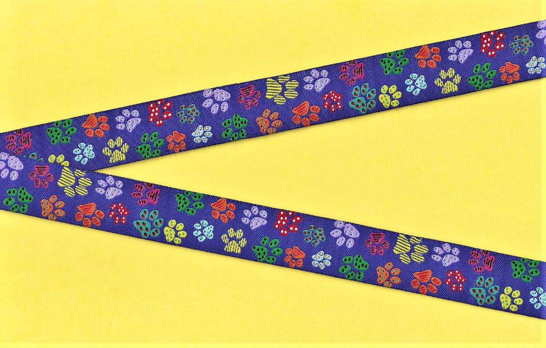 Alaskan Jacquard Ribbon 7/8in Paw Prints