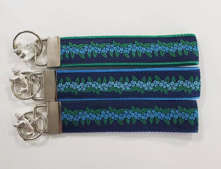 Alaskan Jacquard Key Fob Blueberries