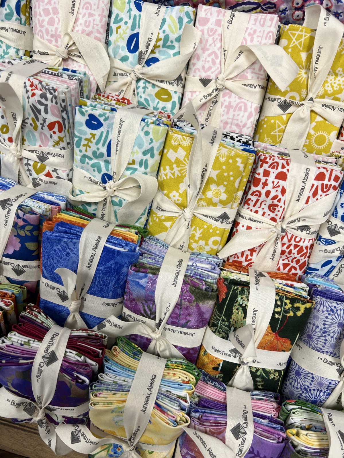 RTQ 6 Fat Quarter Mystery Bundle